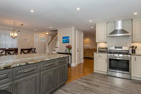 2 Lexington St, Canton, MA 02021 photo 10