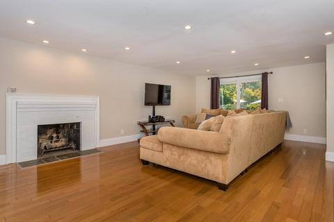 2 Lexington St, Canton, MA 02021 photo 5