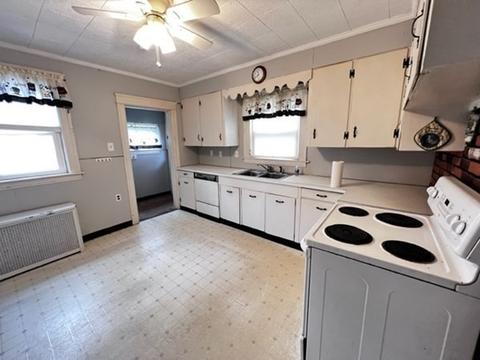 25 Frederickson Ave, Worcester, MA 01606 photo 5