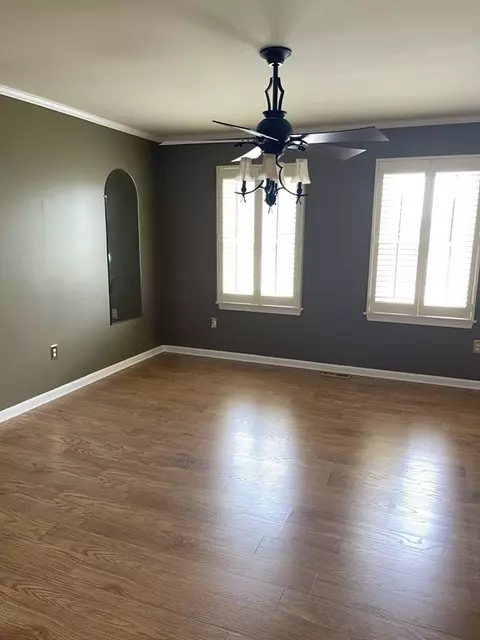 166 Mcgowan St, Fall River, MA 02723 photo 10