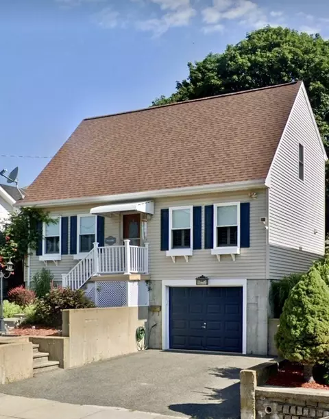 166 Mcgowan St, Fall River, MA 02723 photo 2