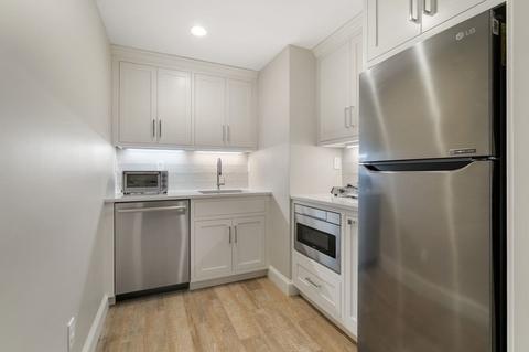 23 Stonefield Ct, Needham, MA 02492 photo 28