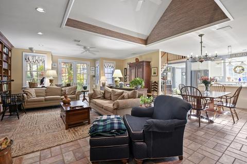 12 Talbott Farm Dr, Mendon, MA 01756 photo 14