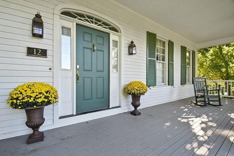 12 Talbott Farm Dr, Mendon, MA 01756 photo 2