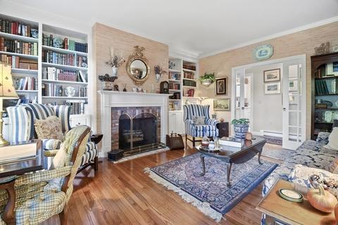 12 Talbott Farm Dr, Mendon, MA 01756 photo 5