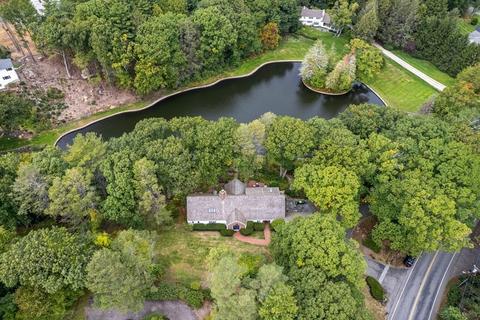 61 Cliff, Weston, MA 02493 photo 2