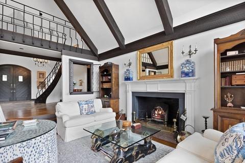 61 Cliff, Weston, MA 02493 photo 7