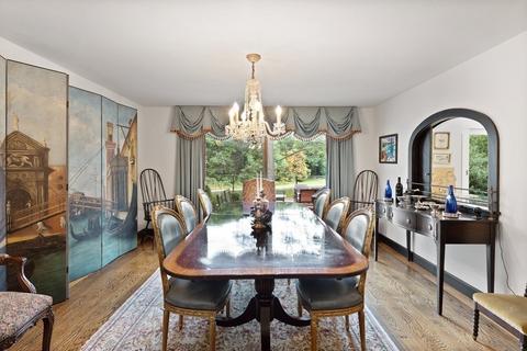 61 Cliff, Weston, MA 02493 photo 8