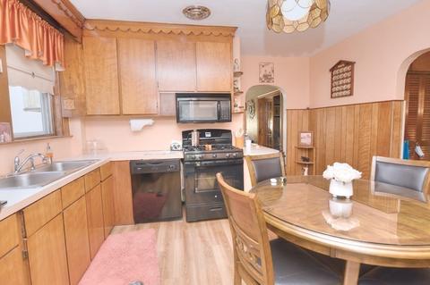 30 Dyer Ave, Everett, MA 02149 photo 8