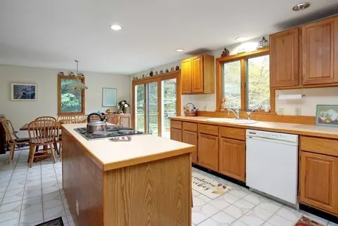 62 Pine Ridge Rd, Barnstable, MA 02635 photo 9