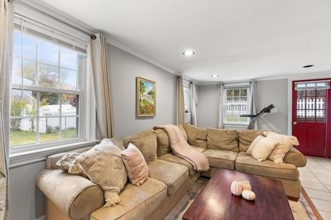 10 Maple St, Hudson, MA 01749 photo 20