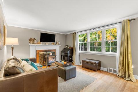 10 Maple St, Hudson, MA 01749 photo 7