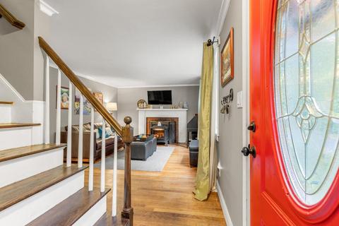 10 Maple St, Hudson, MA 01749 photo 5