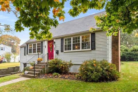 10 Maple St, Hudson, MA 01749 photo 3