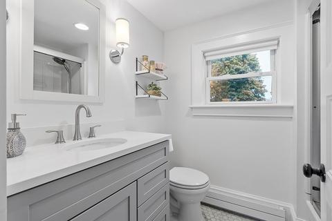 19 Appleton St, Saugus, MA 01906 photo 26