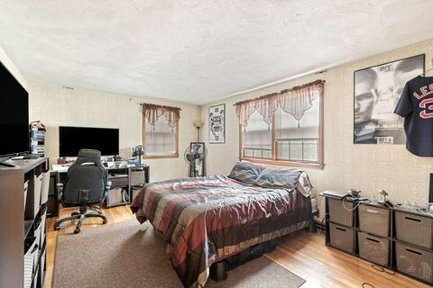 39 Matthews St, Dedham, MA 02026 photo 11