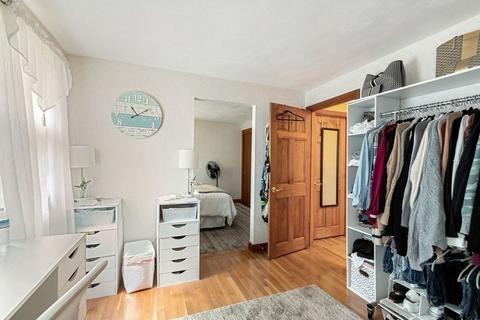 39 Matthews St, Dedham, MA 02026 photo 13