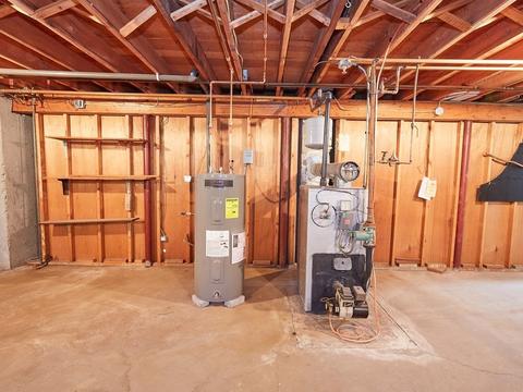 624 Florence, Fall River, MA 02720 photo 30