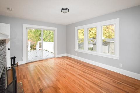 12 Haskin St, Springfield, MA 01109 photo 17