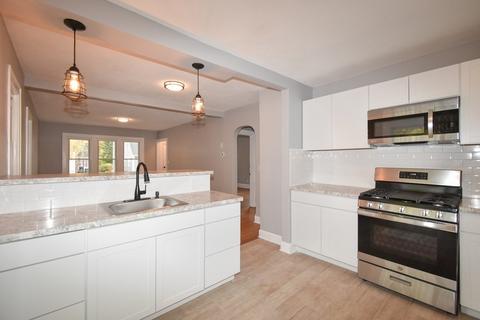 12 Haskin St, Springfield, MA 01109 photo 7