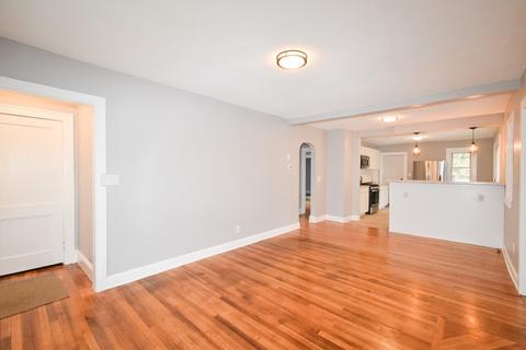 12 Haskin St, Springfield, MA 01109 photo 13