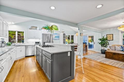 4 Autumn Cir, Hingham, MA 02043 photo 18