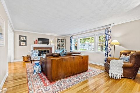 4 Autumn Cir, Hingham, MA 02043 photo 7