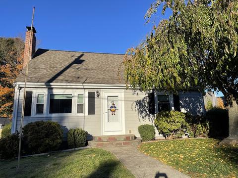 27 Willard St, Dedham, MA 02026 photo 1