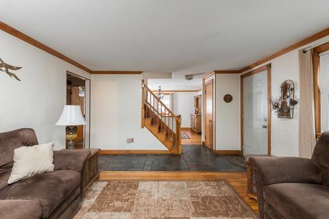 27 Willard St, Dedham, MA 02026 photo 4