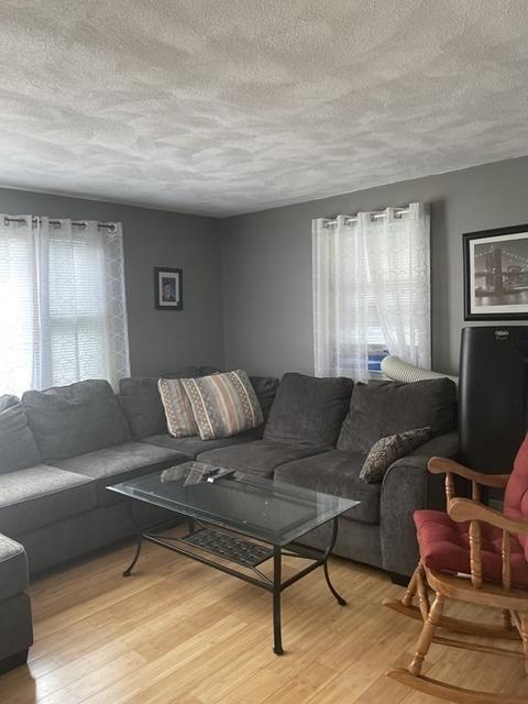7 Boardman Ln, Attleboro, MA 02703 photo 3