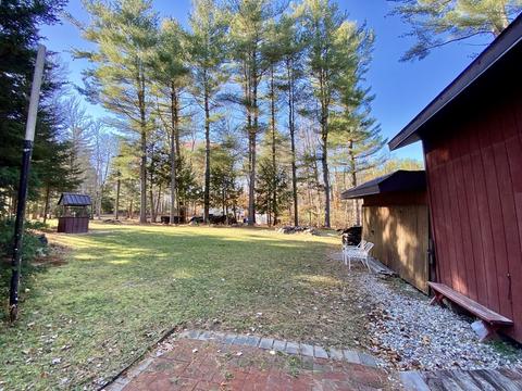 19 Apache Dr, Heath, MA 01346 photo 8