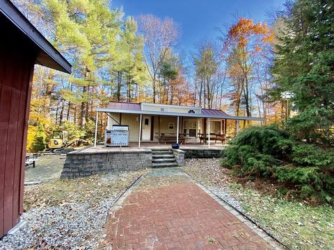 19 Apache Dr, Heath, MA 01346 photo 3