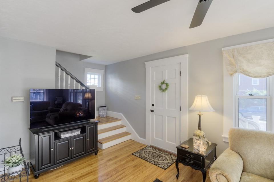  5 Doris St, Worcester, MA 01606 photo 17