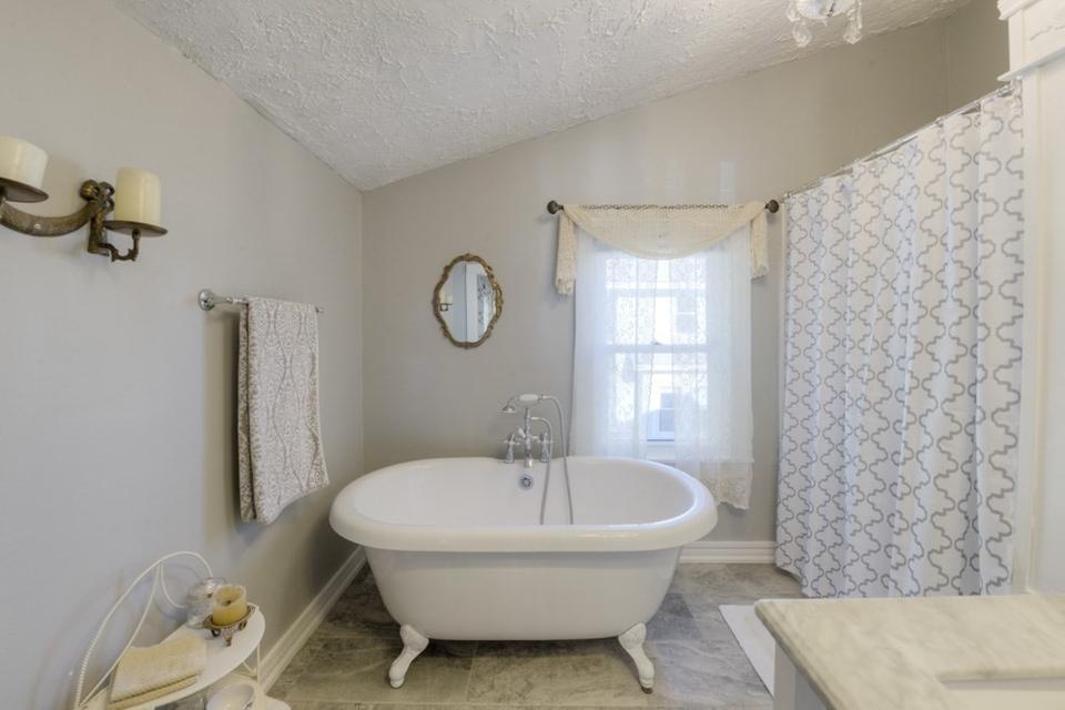  5 Doris St, Worcester, MA 01606 photo 28