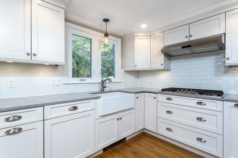 27 Vincent Rd, Dedham, MA 02026 photo 8