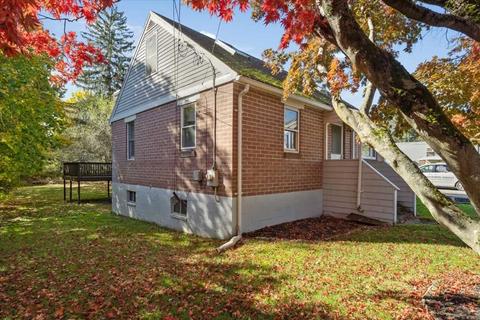 39 Tyson Rd, Worcester, MA 01606 photo 3