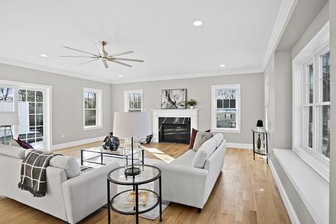 17 Orange St, Reading, MA 01867 photo 16