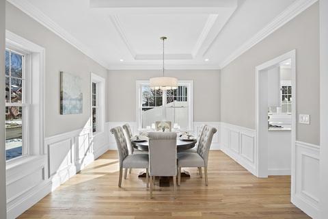 17 Orange St, Reading, MA 01867 photo 9