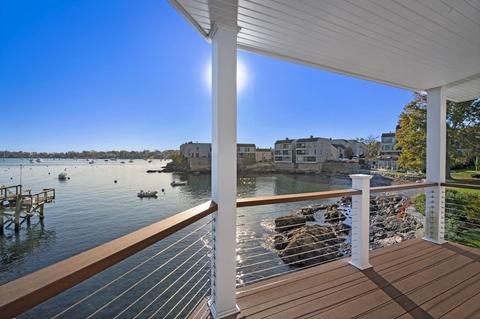 24 Gregory St, Marblehead, MA 01945 photo 3