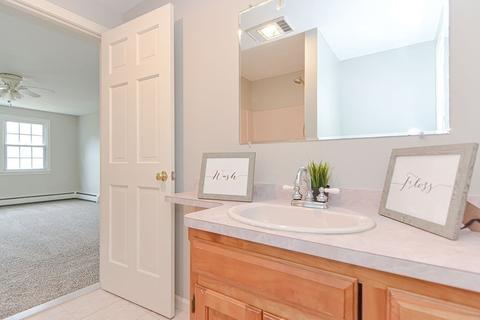 12 Bartlett Pl, Walpole, MA 02081 photo 31