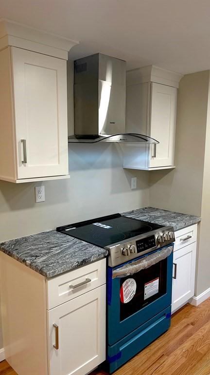 5 Royal Rd, Worcester, MA 01603 photo 4