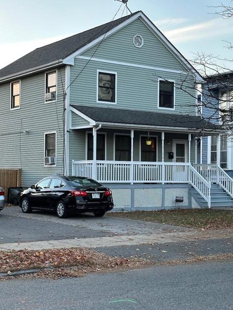 42 Thompson St, Springfield, MA 01109 photo 1