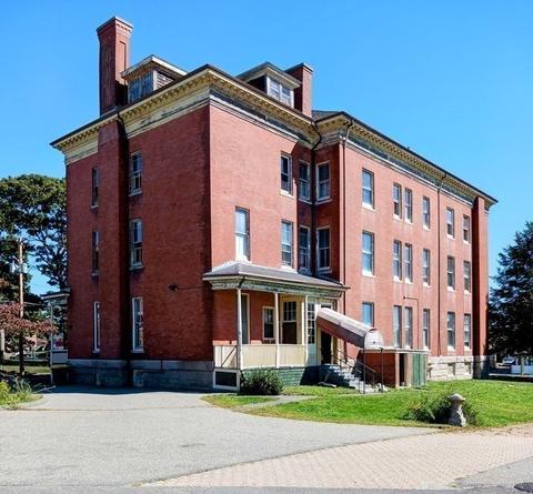 529 Eastern Ave, Fall River, MA 02723 photo 19