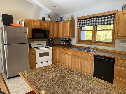 54 Central St, Athol, MA 01331 photo 9