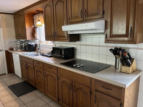 9 Seattle, Worcester, MA 01605 photo 6