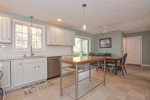 11 Euginia Dr, Mansfield, MA 02048 photo 16
