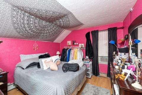 75 Reney, Fall River, MA 02723 photo 12