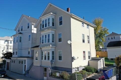 228 Haffards St, Fall River, MA 02723 photo 3