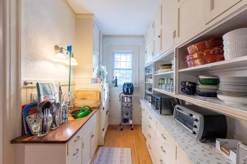 161 Highland Ave, Fall River, MA 02720 photo 16