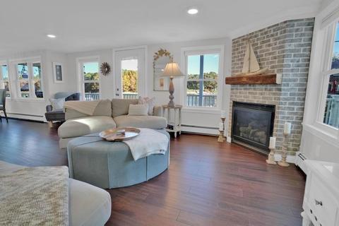 8 Franklin St, Wareham, MA 02571 photo 10